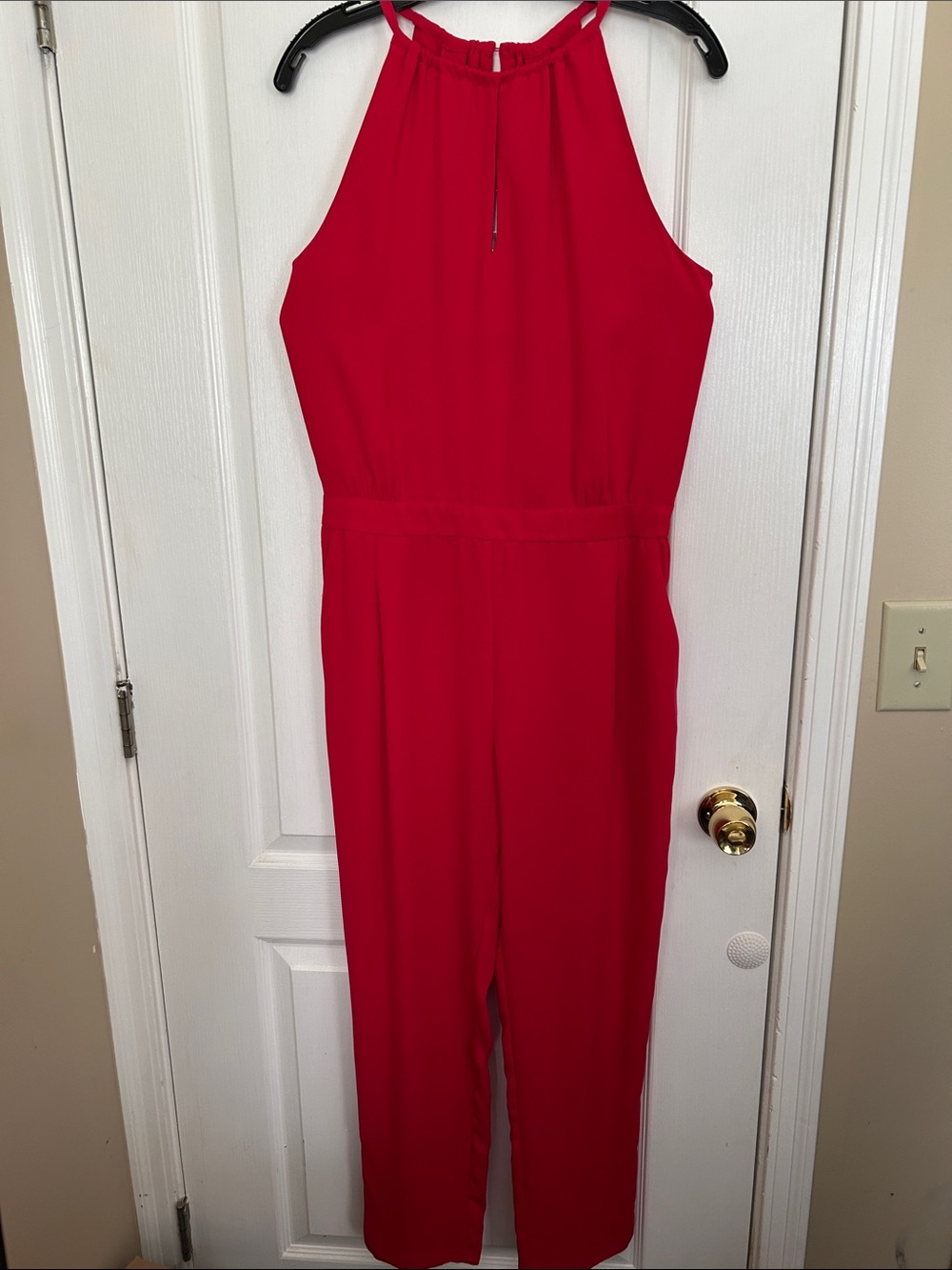 Zara Red Halter Jumpsuit, Size M
17 PTP, 27.5 Inseam